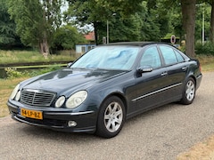 Mercedes-Benz E-klasse - 240 Avantgarde|Automaat|Airco|