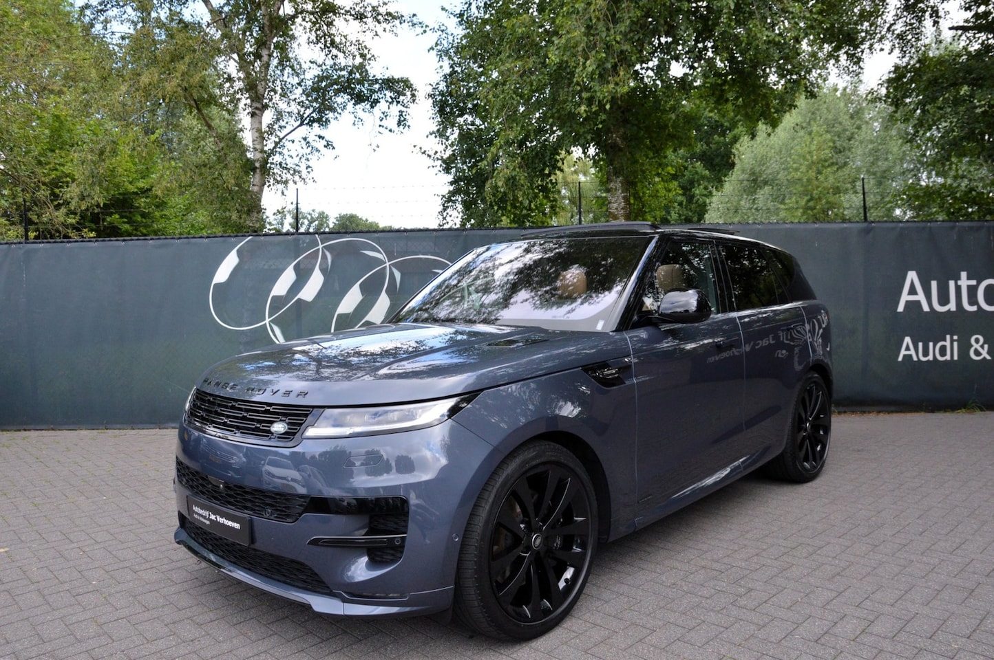 Land Rover Range Rover Sport - 3.0 P510e |First Edition|Black Pack|4 Wiel sturing|Panoramadak|Luchtvering| - AutoWereld.nl