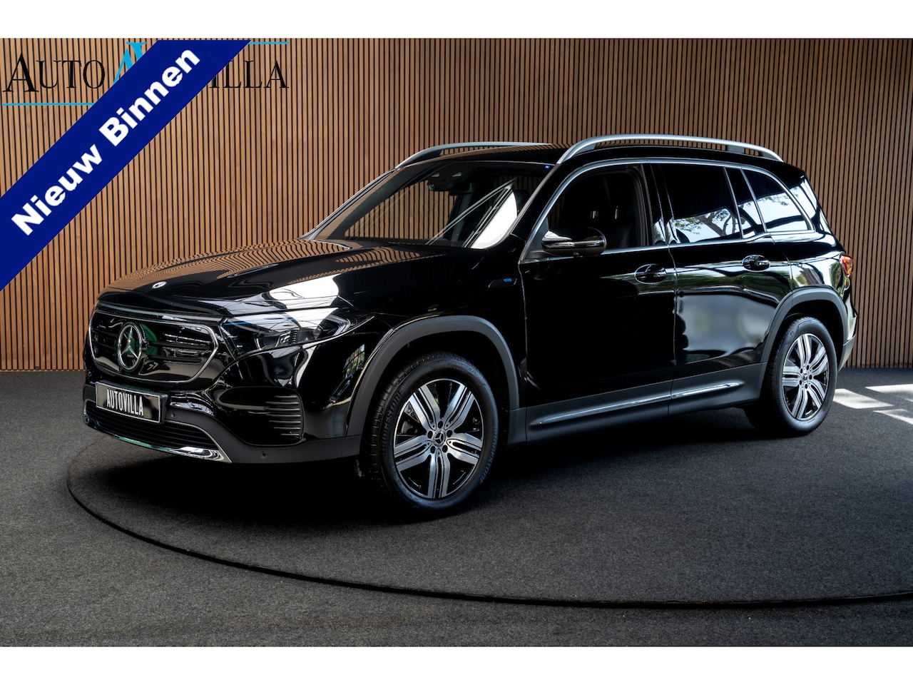 Mercedes-Benz EQB - 250 Leer Navi 360° Camera Stoelverwarming PTS LM velgen Zwarte binnenhemel Elektr. bedienb - AutoWereld.nl