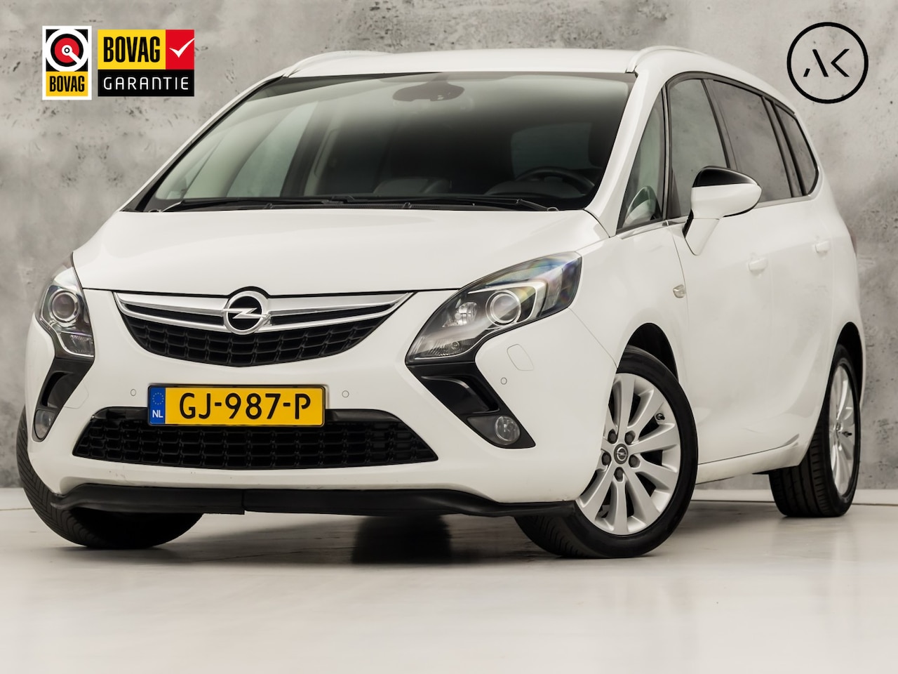 Opel Zafira Tourer - 1.4 Cosmo 7 Persoons (NAVIGATIE, CLIMATE, CAMERA, GETINT GLAS, SPORTSTOELEN, PARKEERSENSOR - AutoWereld.nl