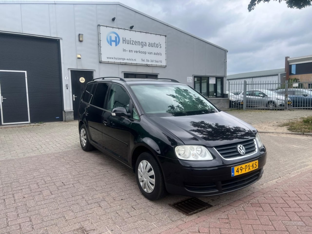 Volkswagen Touran - 2.0-16V FSI Trendline|CLIMA| APK:26-2-2026 - AutoWereld.nl