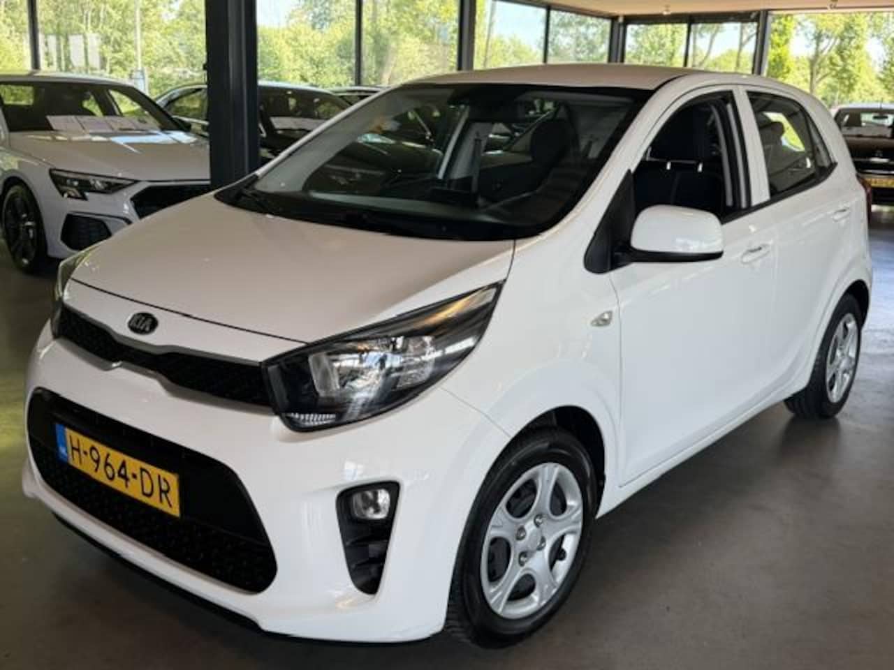 Kia Picanto - 1.0 MPi ComfortPlusLine Navi Carplay - AutoWereld.nl