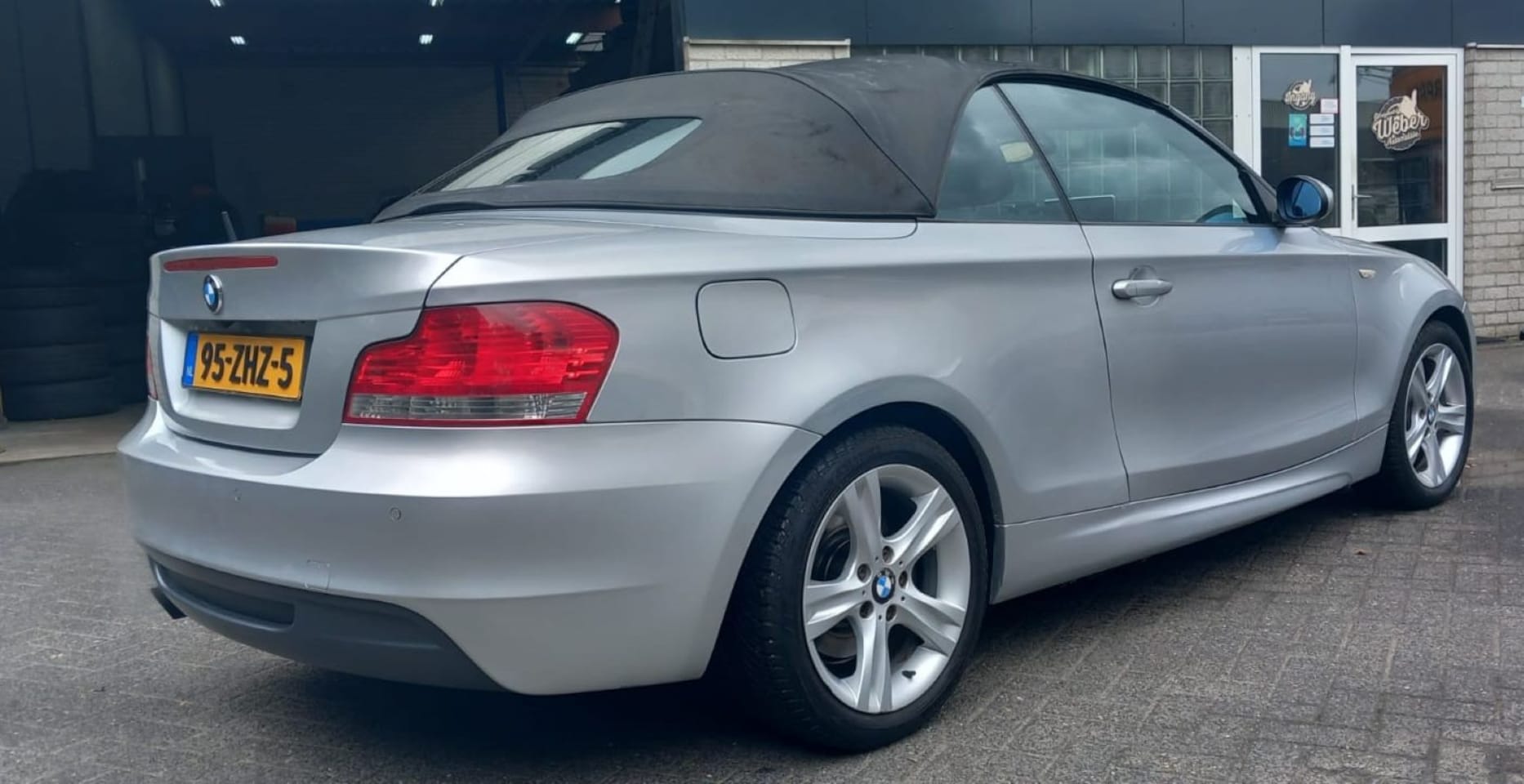 BMW 1-serie Cabrio - 120i High Executive