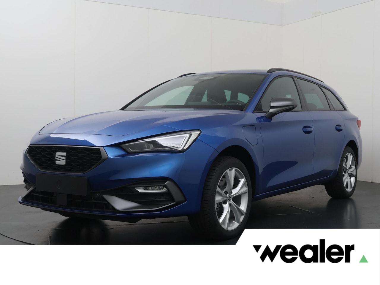 SEAT Leon Sportstourer - 1.5 TSI 204pk DSG e-Hybrid FR Business | LED Matrix | Technology Pack | Trekhaak zwenkbaar - AutoWereld.nl