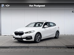 BMW 1-serie - 120i Sport Line 18 Inch / Stuur & Stoelverwarming / Glazen Schuifdak / Led koplampen / Zwa
