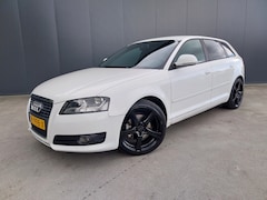 Audi A3 Sportback - 1.4 TFSI Attraction NAVI CRUISE ECC TREKHAAK