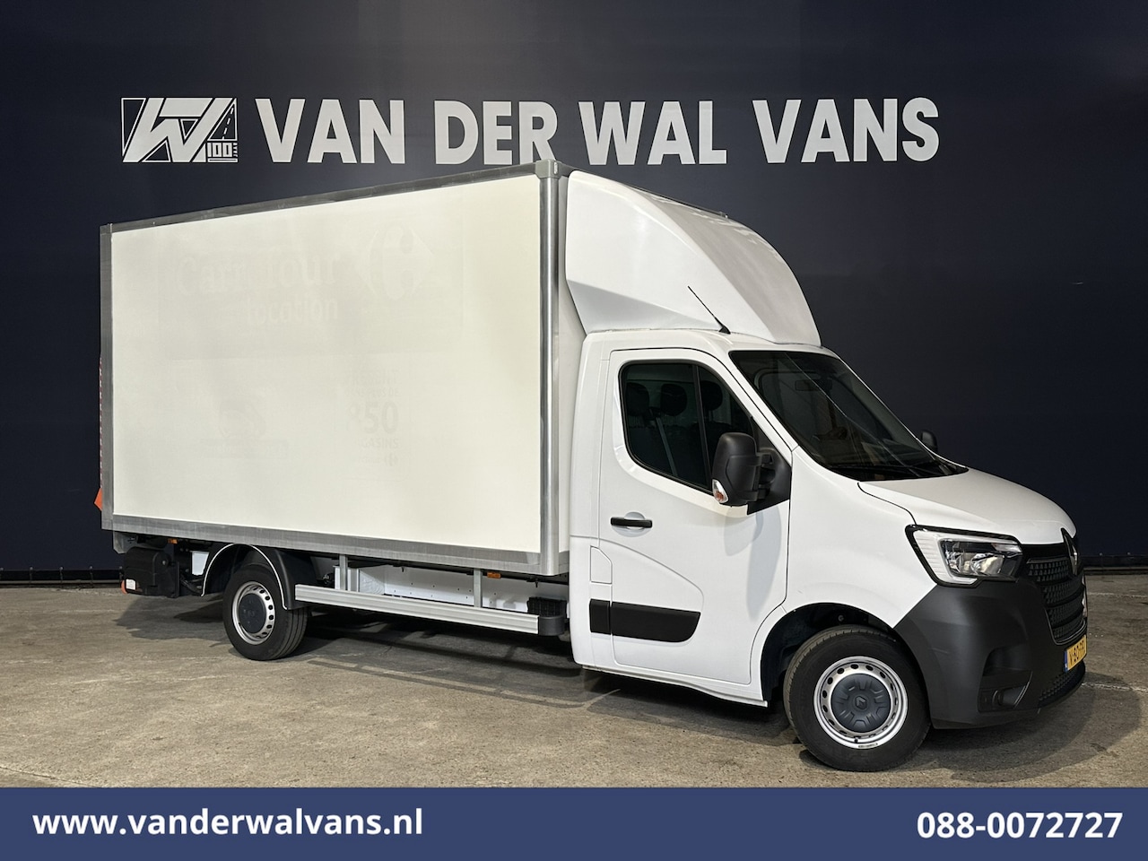 Renault Master - 2.3 dCi 146pk Bakwagen 222cm hoog Laadklep Euro6 Airco | Camera | Navigatie | Cruisecontro - AutoWereld.nl