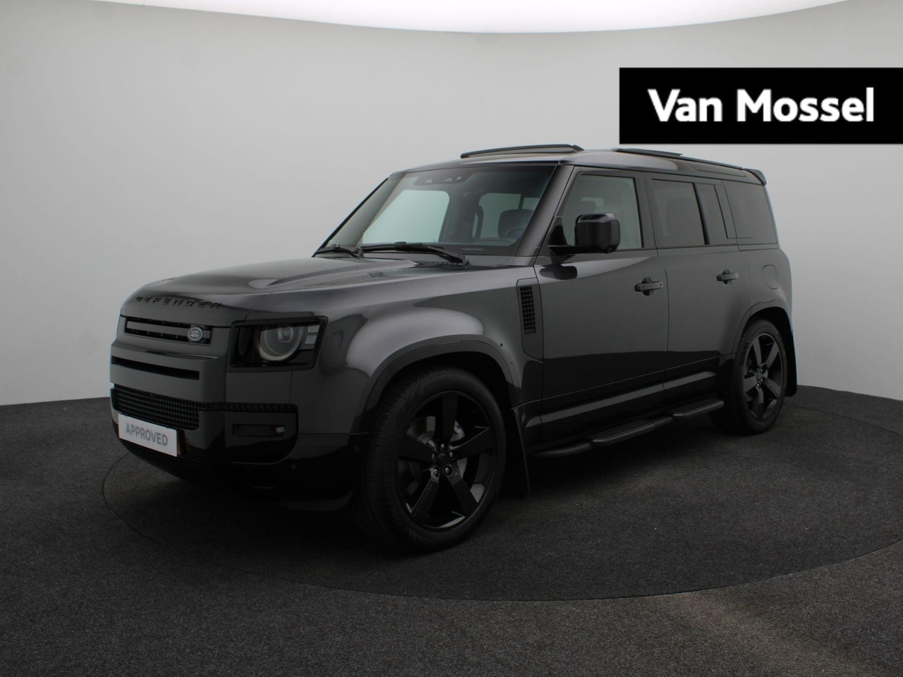 Land Rover Defender 110 - 2.0 P300e 110 Dynamic Edition 2.0 P300e 110 Dynamic Edition - AutoWereld.nl