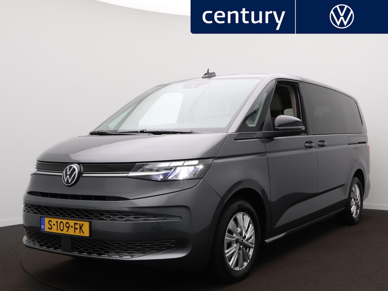 Volkswagen Multivan - 1.4 eHybrid L2H1 Life | Zwenkbare trekhaak | ACC | 7 Persoons | L+R Schuifdeur | - AutoWereld.nl
