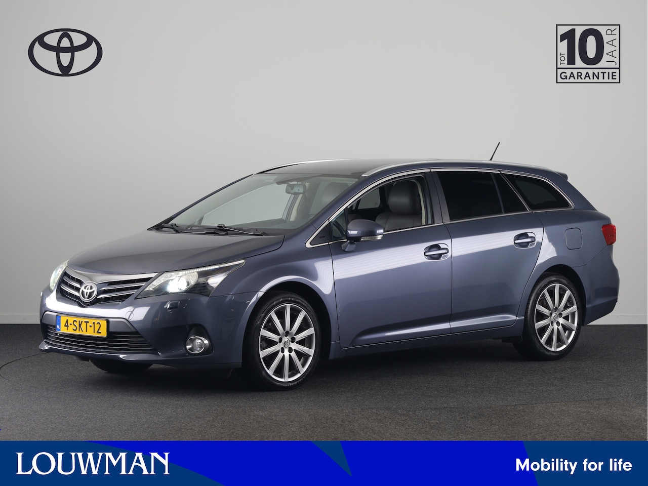 Toyota Avensis Wagon - 2.0 VVTi Executive Business | Trekhaak | Panoramadak | Navigatie | - AutoWereld.nl