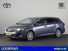Toyota Avensis Wagon - 2.0 VVTi Executive Business | Trekhaak | Panoramadak | Navigatie |