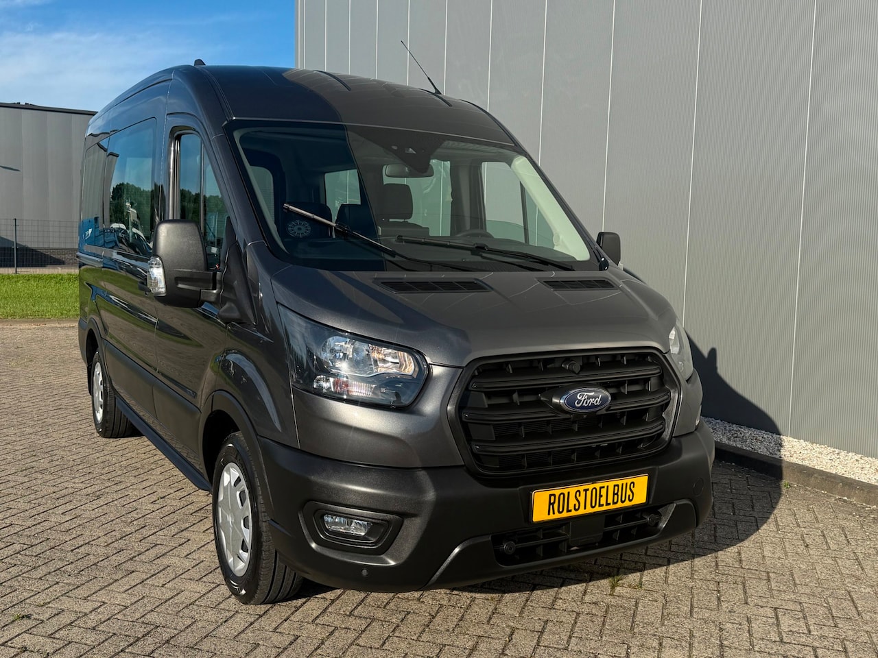 Ford Transit - Rolstoelbus 2024 |NIEUW | 2100 km (!) - AutoWereld.nl