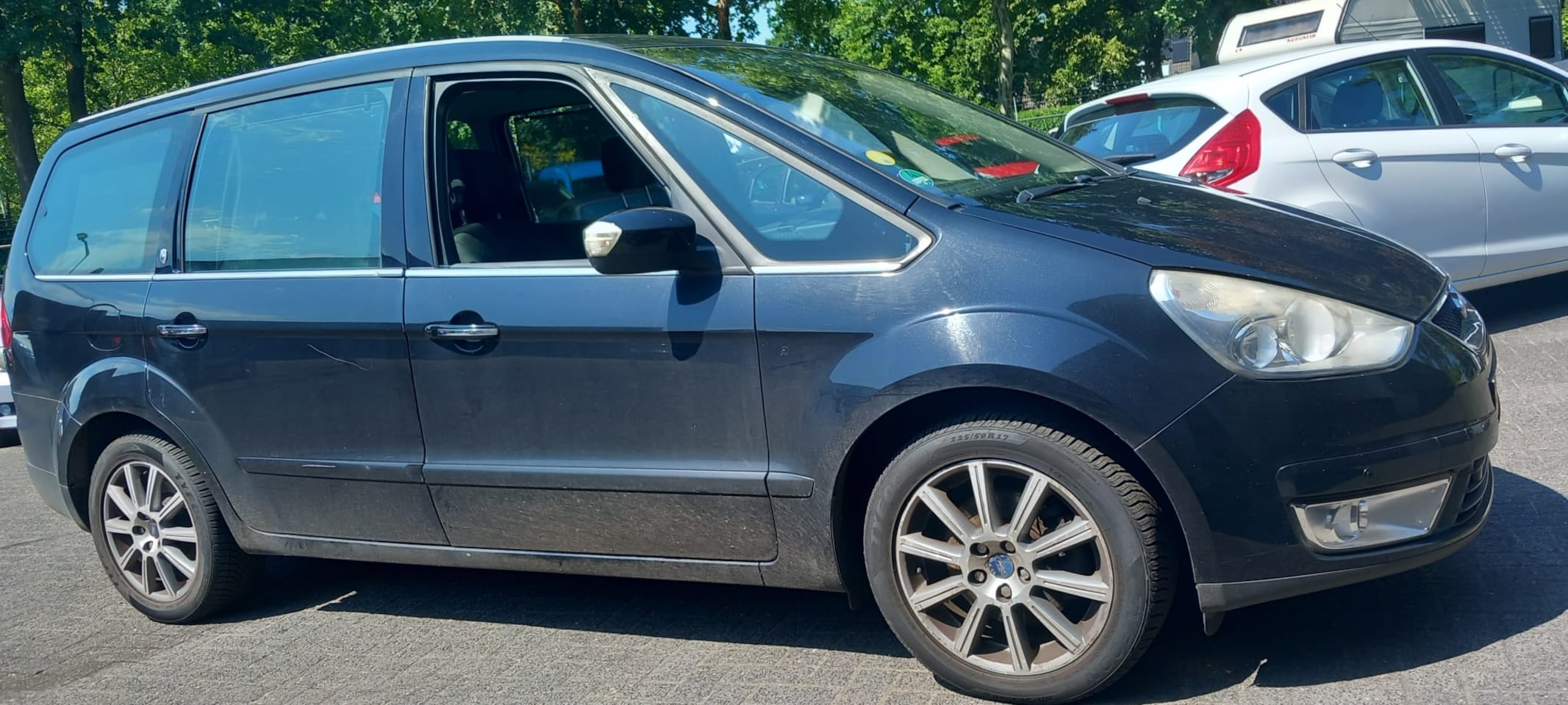 Ford Galaxy - 2.0-16V Ghia