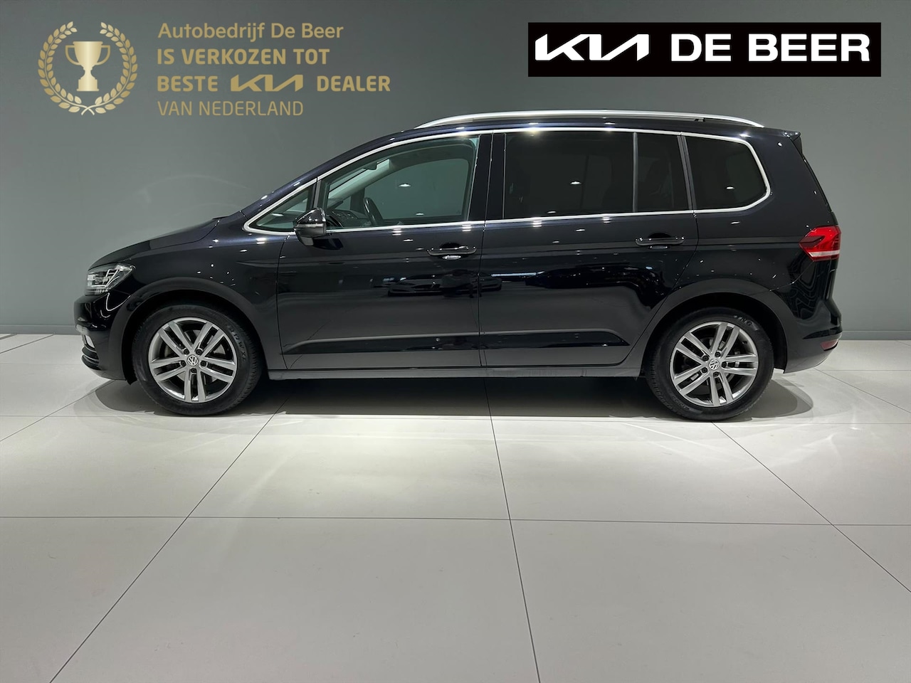 Volkswagen Touran - 1.5 TSI 150pk BMT 7pl Highline Business R - AutoWereld.nl