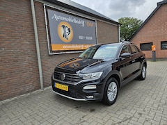 Volkswagen T-Roc - 1.5 TSI Style Business