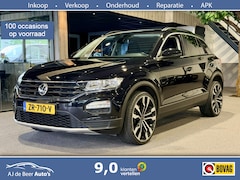 Volkswagen T-Roc - 1.5 TSI Sport Stoelverwarming | Lane assist | Trekhaak | Navigatie