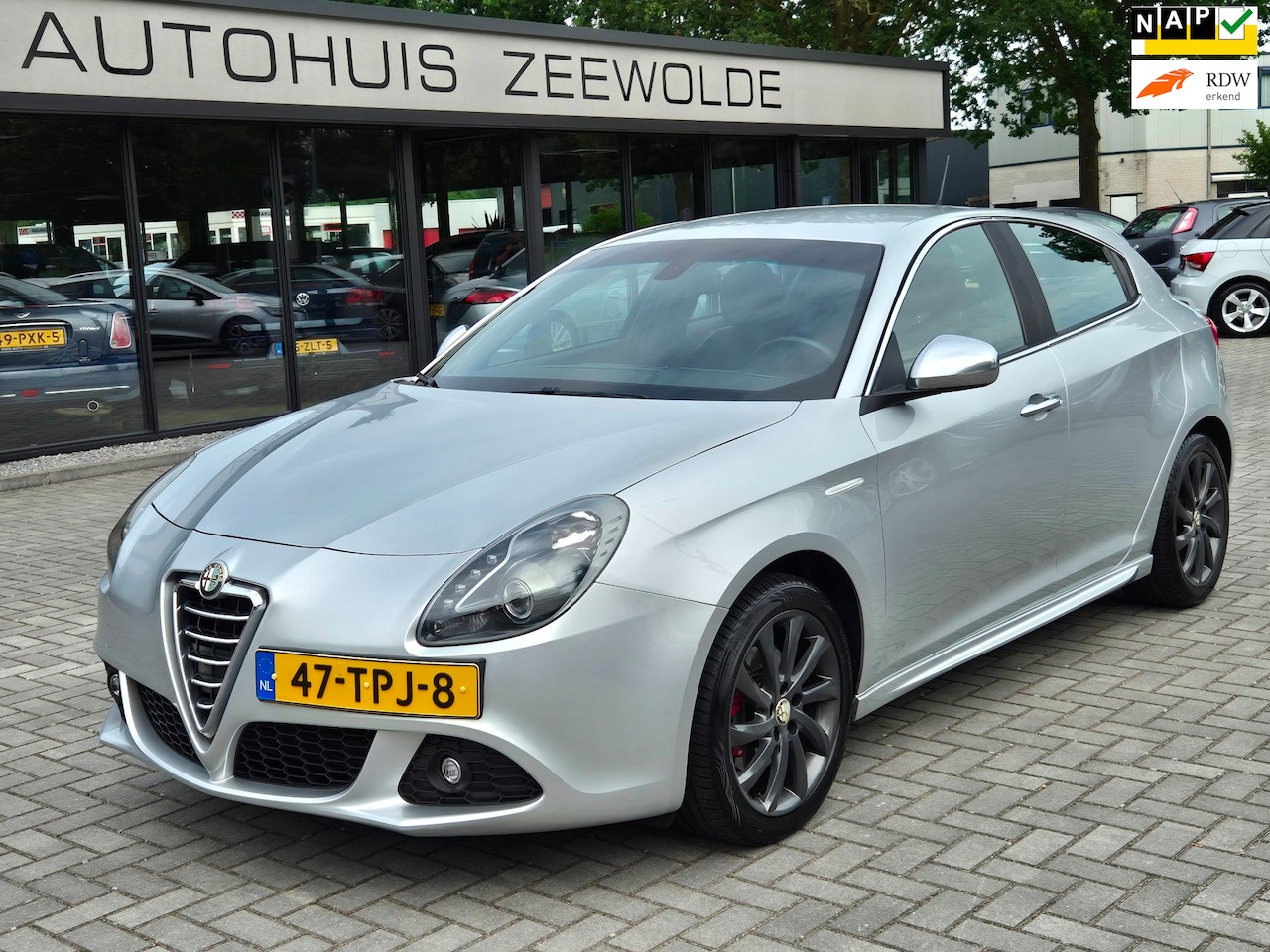 Alfa Romeo Giulietta - 1.4 T Distinctive AUTOMAAT NAP! - AutoWereld.nl