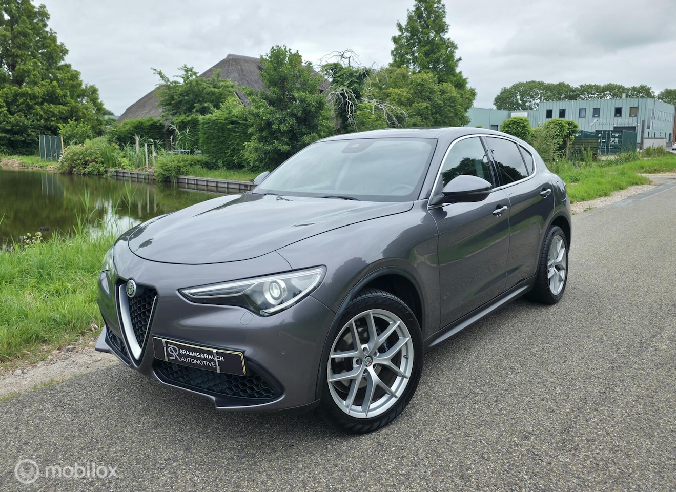 Alfa Romeo Stelvio - 2.0 T 280pk / AWD / Leder / Camera / Navi - AutoWereld.nl
