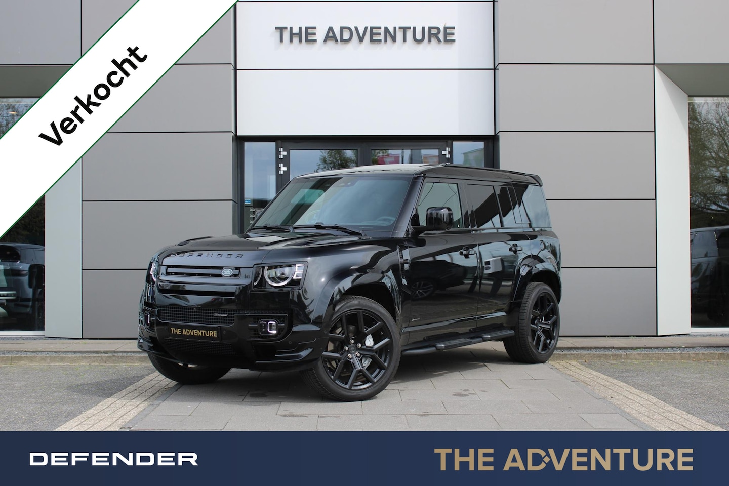 Land Rover Defender 110 - P300e X-Dynamic HSE Urban | Pano | Trekhaak | Meridian Surround - AutoWereld.nl