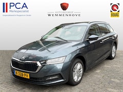Skoda Octavia Combi - 1.0 e-TSI Business Edition Automaat/Nieuw Type/Trekhaak/Alu wielen