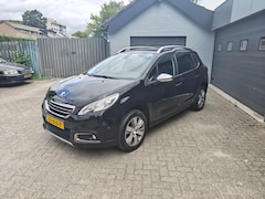 Peugeot 2008 - 1.2 PureTech Allure, Climate control, Automaat, Navi, Parkeersensoren, Panoramadak, Cruise