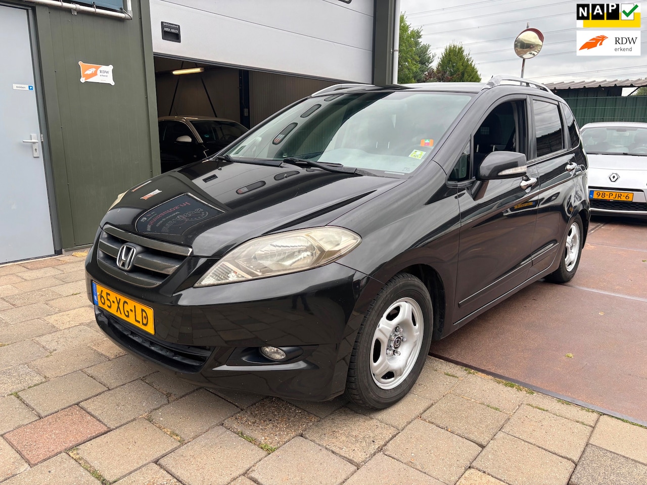 Honda FR-V - 1.8i Lifestyle 6p. Airco Apk 06-2027! - AutoWereld.nl