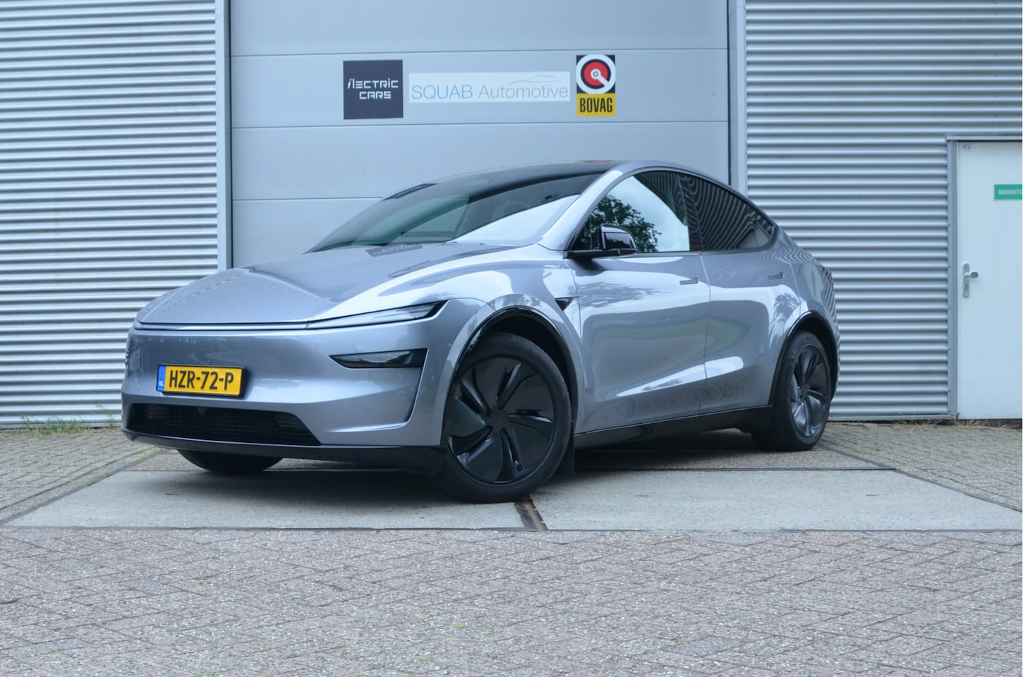 Tesla Model Y - Premium Long Range AWD 75 kWh Performance Boost (1.800,-), AutoPilot4.0 (FSD 99,- p/mnd) - AutoWereld.nl