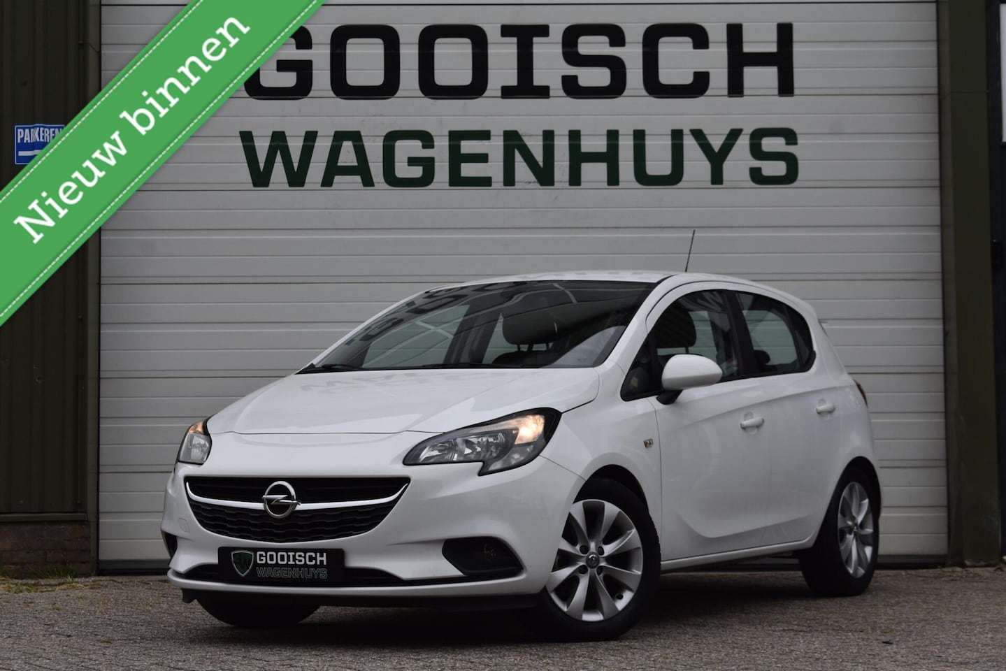 Opel Corsa - 1.4 Favourite | 100% Onderhouden | Carplay | Origineel NL | - AutoWereld.nl