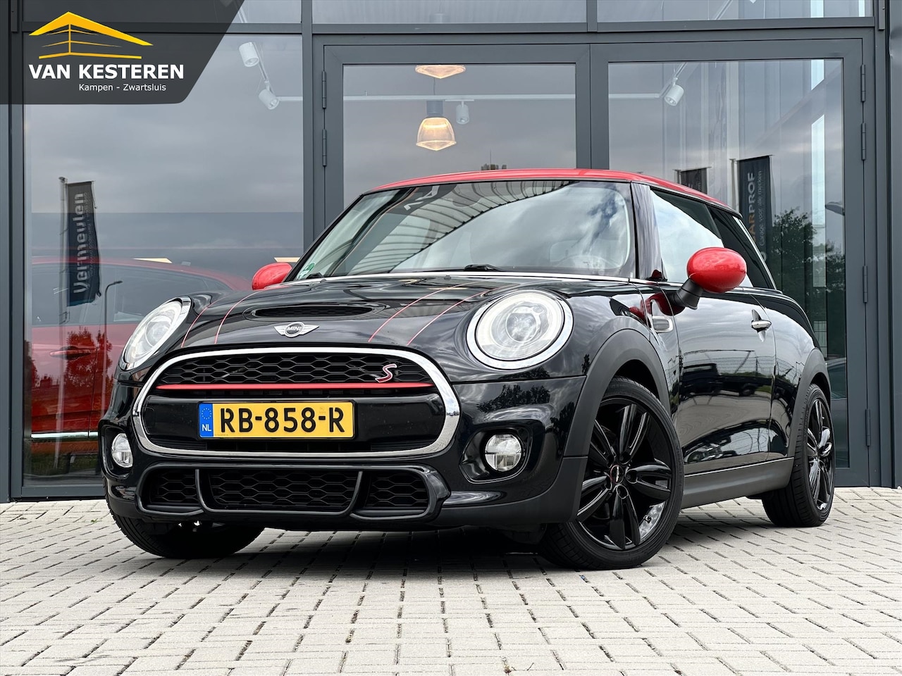 MINI Cooper - Mini 1.5 136pk Chili | Cooper S Pakket | Pano | Stoelverw. | Sportst. | Voorruitverw. | LE - AutoWereld.nl
