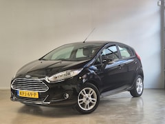 Ford Fiesta - 1.25 / Nieuwe DB riem / Parkeersensoren / Stoelverwarming