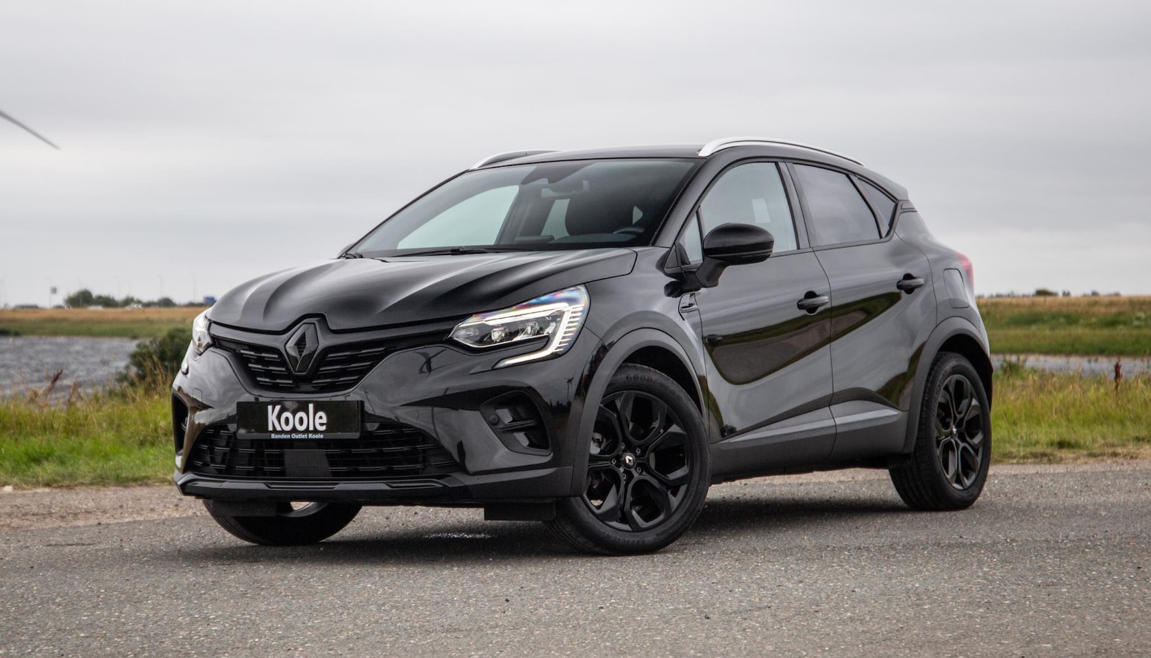 Renault Captur - E-TECH Plug-in Hybrid Rive Gauche BLACK LINE / CRUISE CONTROLE / NAVI / CARPLAY - AutoWereld.nl