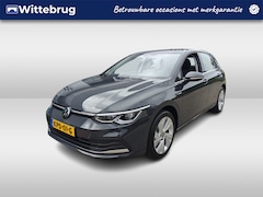 Volkswagen Golf - 1.5 TSI Style / 17"LMV / APP.Connect / Elektr. Bestuurdersstoel