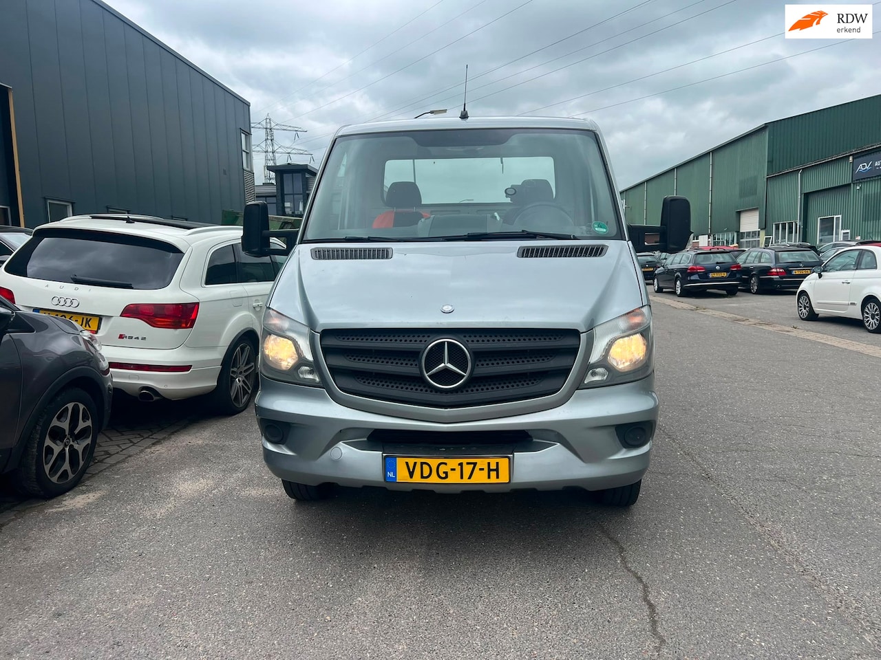 Mercedes-Benz Sprinter - 313 2.2 CDI 432 oprijwagen auto ambulance in goede staat. - AutoWereld.nl