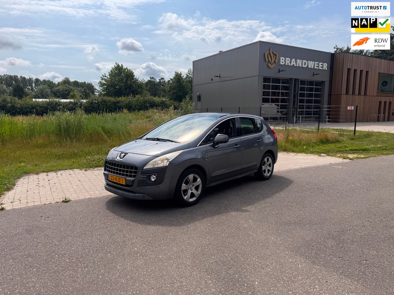 Peugeot 3008 - 1.6 THP ST Pano.Clima.Navi - AutoWereld.nl