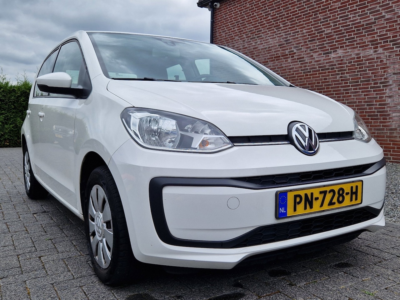 Volkswagen Up! - 1.0 BMT move up! 1.0 BMT move up! - AutoWereld.nl