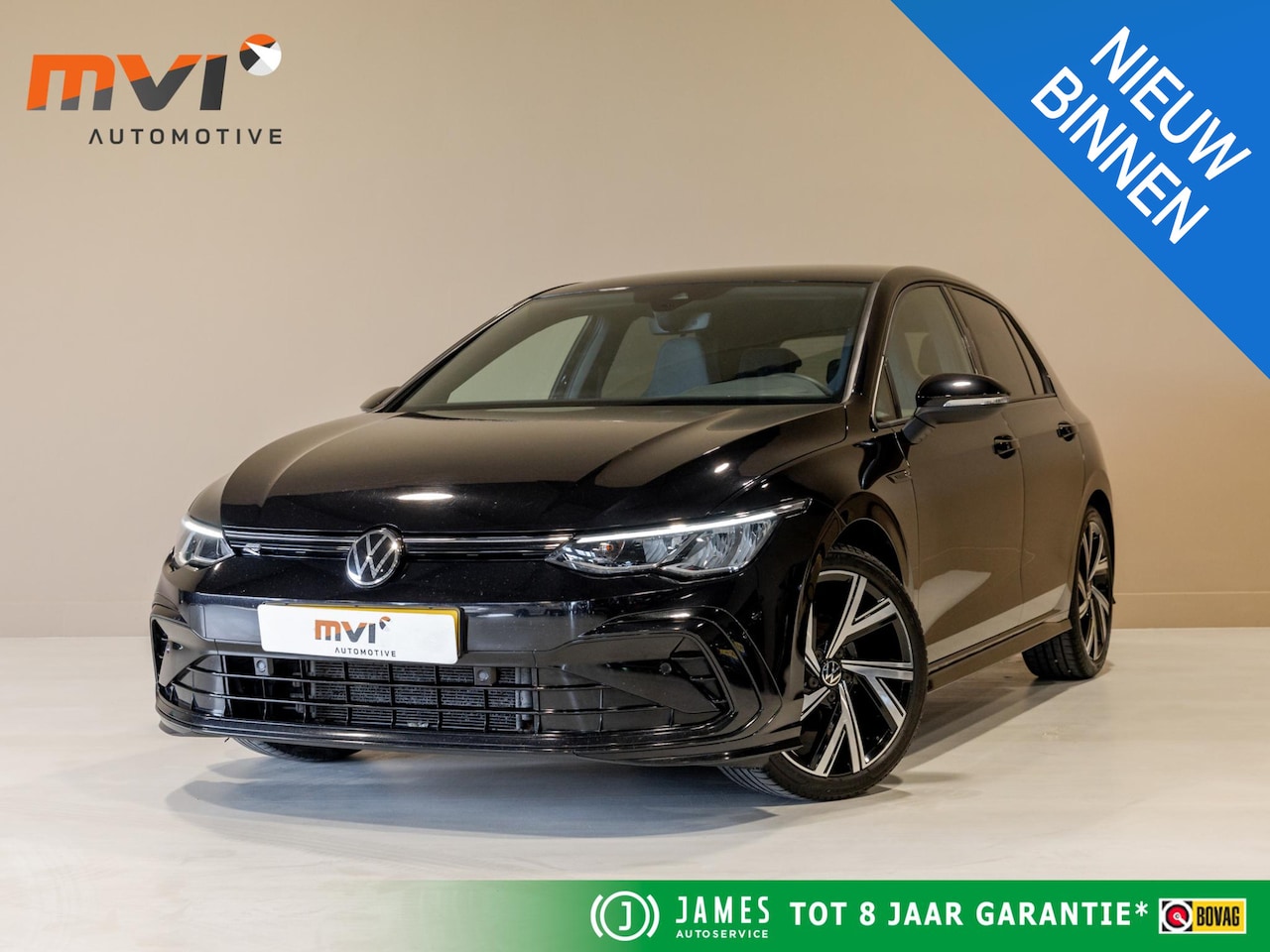 Volkswagen Golf - 1.5 eTSI R-Line Business+ / 150pk / Achteruitrij camera / Stoelverwarming / - AutoWereld.nl