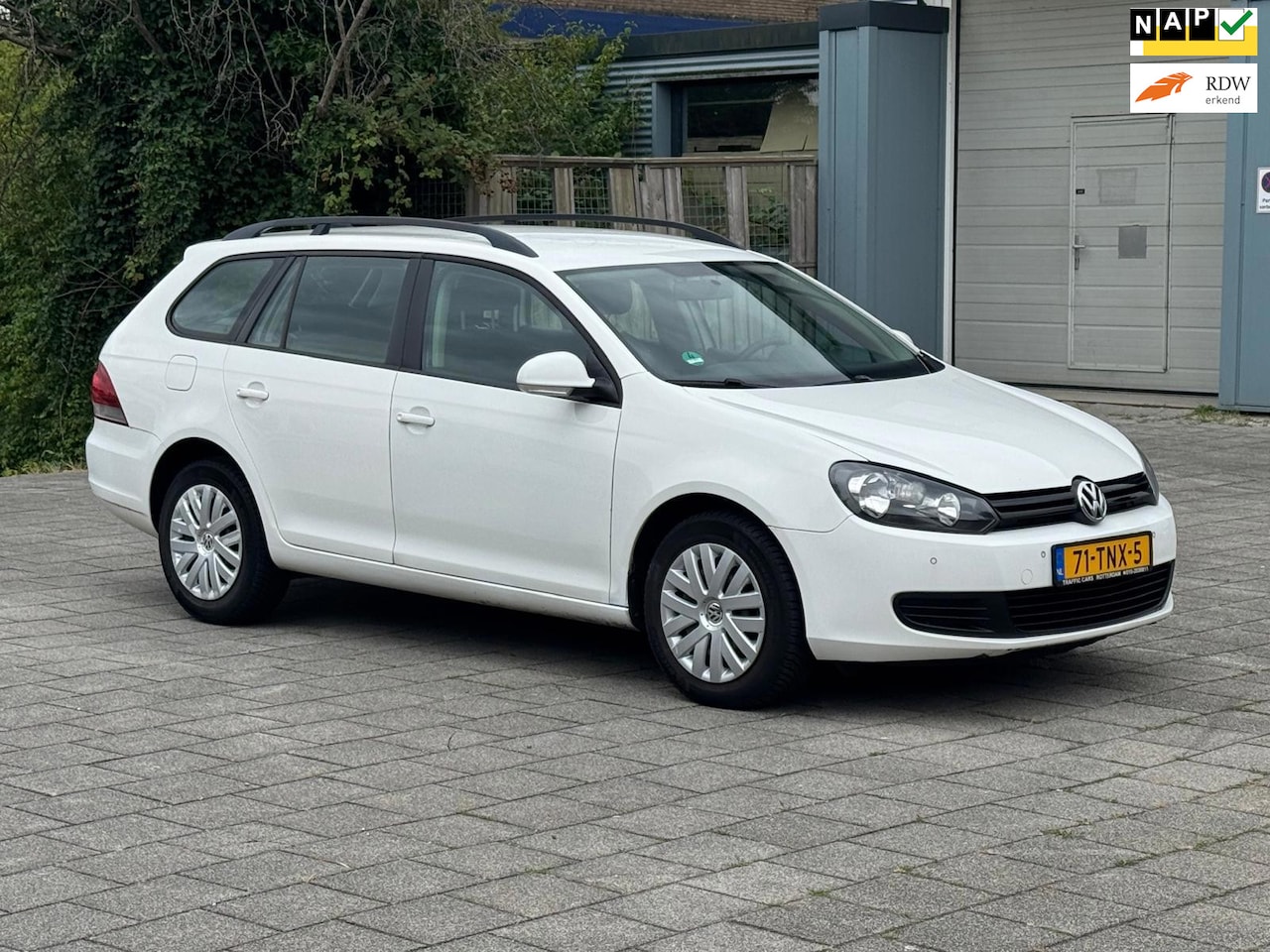 Volkswagen Golf Variant - 1.6 TDI/Automaat/2eigenaar/airco/Navigatie/km nap - AutoWereld.nl