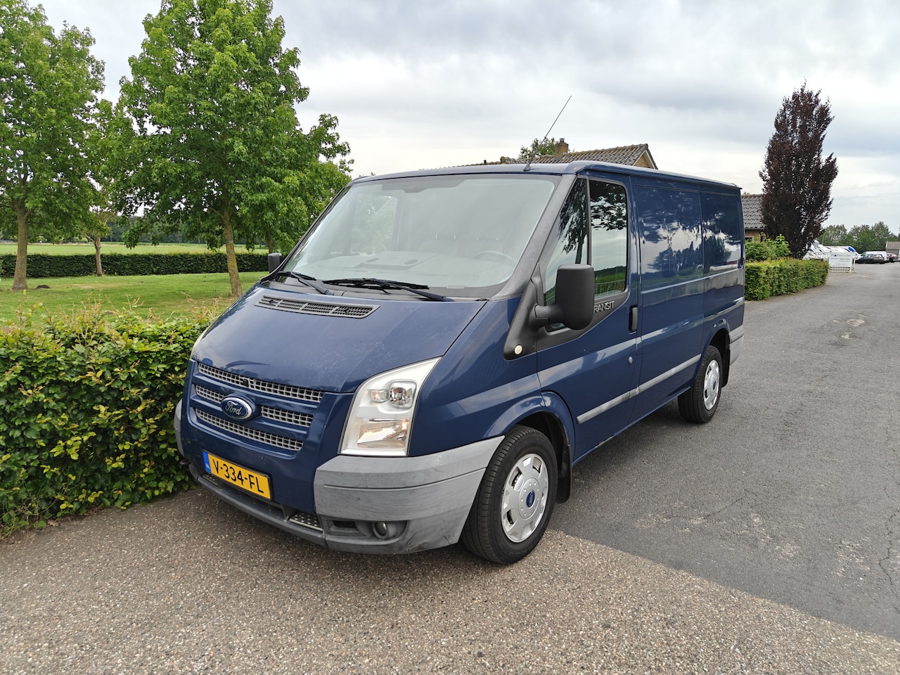 Ford Transit - 280S 2.2 TDCI Ambiente SHD AIRCO BJ 2013 - AutoWereld.nl