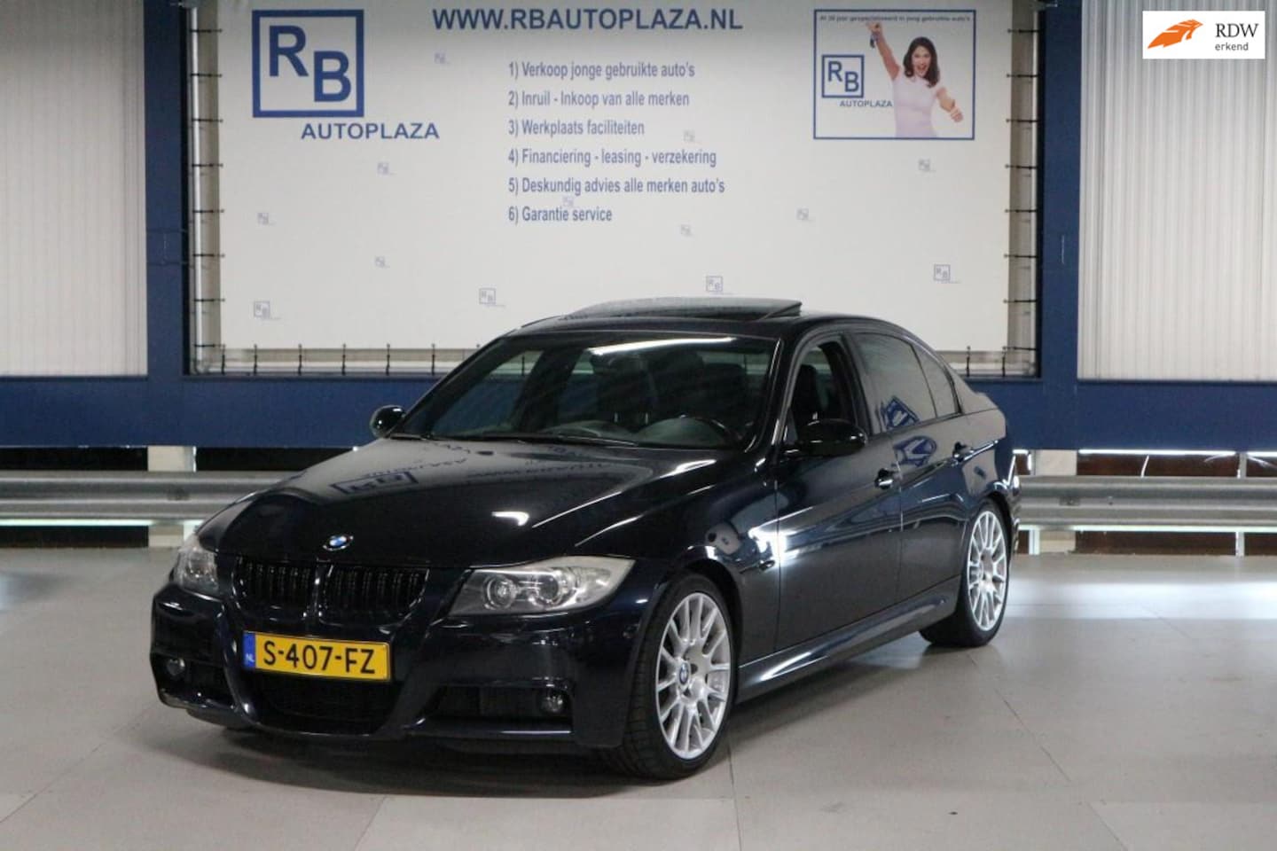BMW 3-serie - 320si 173PK / M-PAKKET / REVISIE MOTOR TWV 19000 euro ! ! ! - AutoWereld.nl