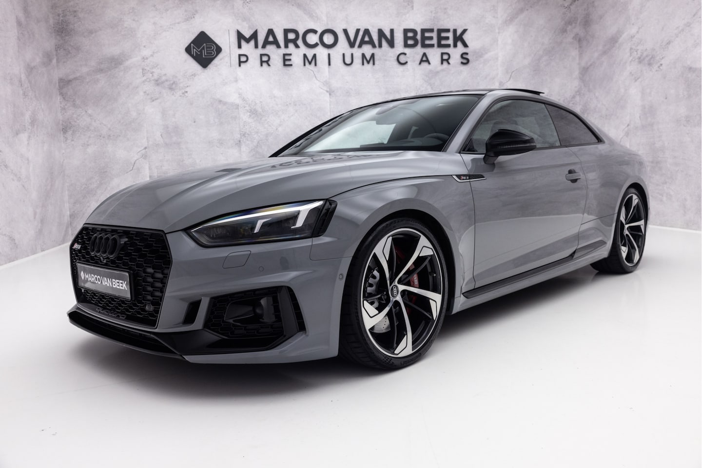 Audi RS5 - Coupé 2.9 TFSI Quattro | Pano | RS Design Rood | Nardo | B&O - AutoWereld.nl