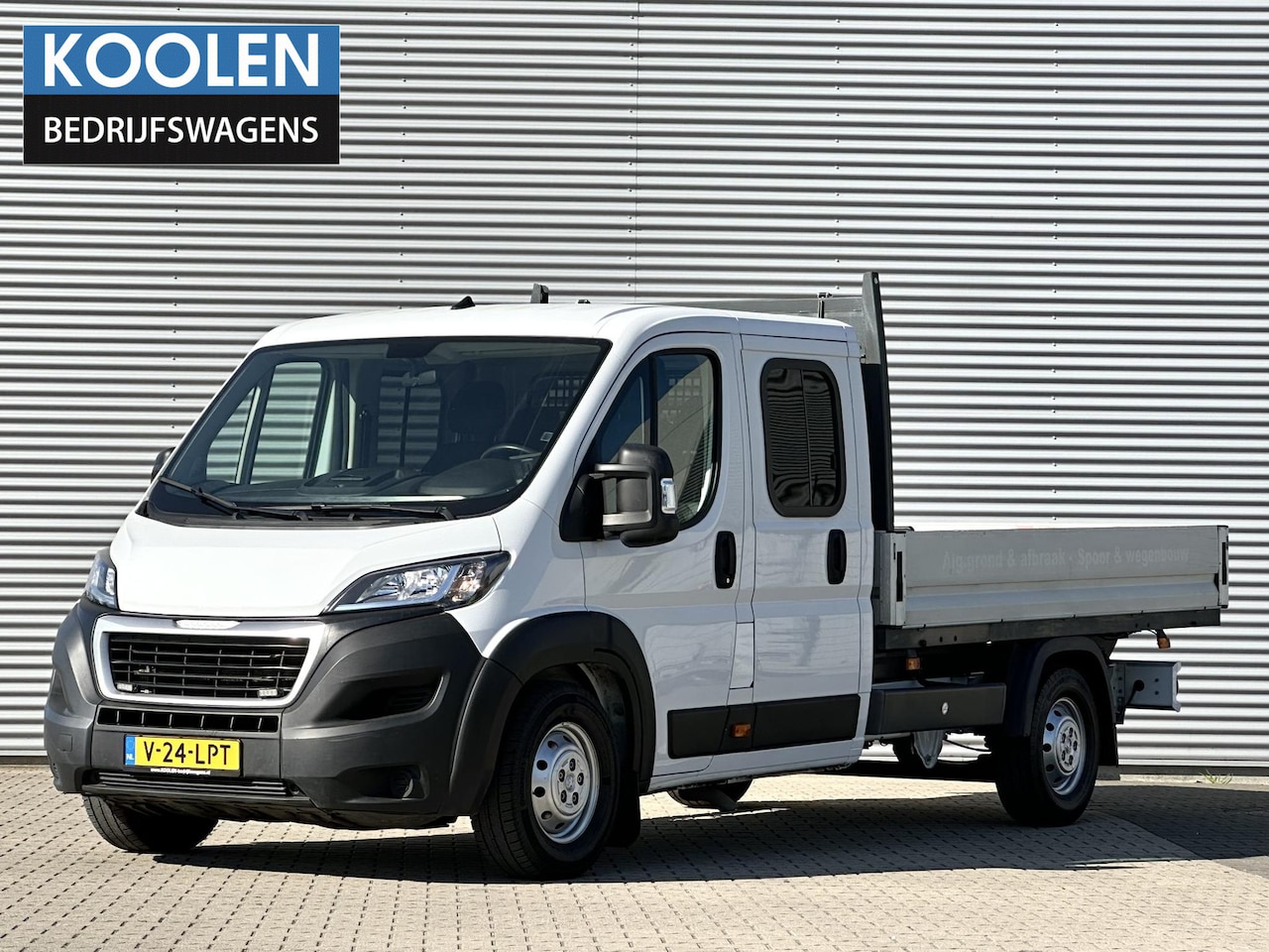 Peugeot Boxer - Open laadbak 2.2 165PK L4 DC Dubbele cabine Peugeot Boxer Open laadbak 2.2 BlueHDi 165 L4 - AutoWereld.nl