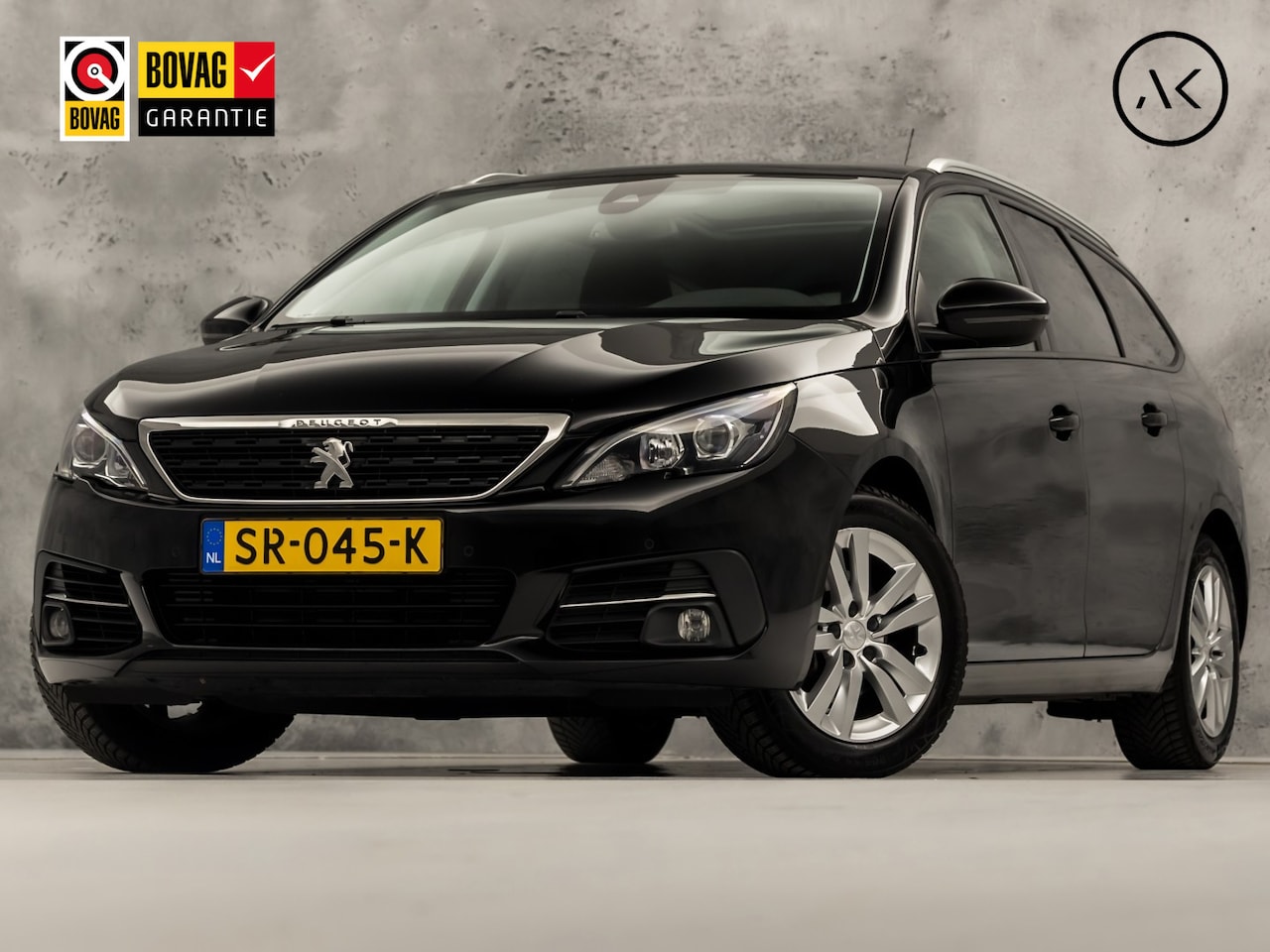 Peugeot 308 SW - 1.2 PureTech Sport (PANORAMADAK, APPLE CARPLAY, GROOT NAVI, PARKEERSENSOREN, GETINT GLAS, - AutoWereld.nl