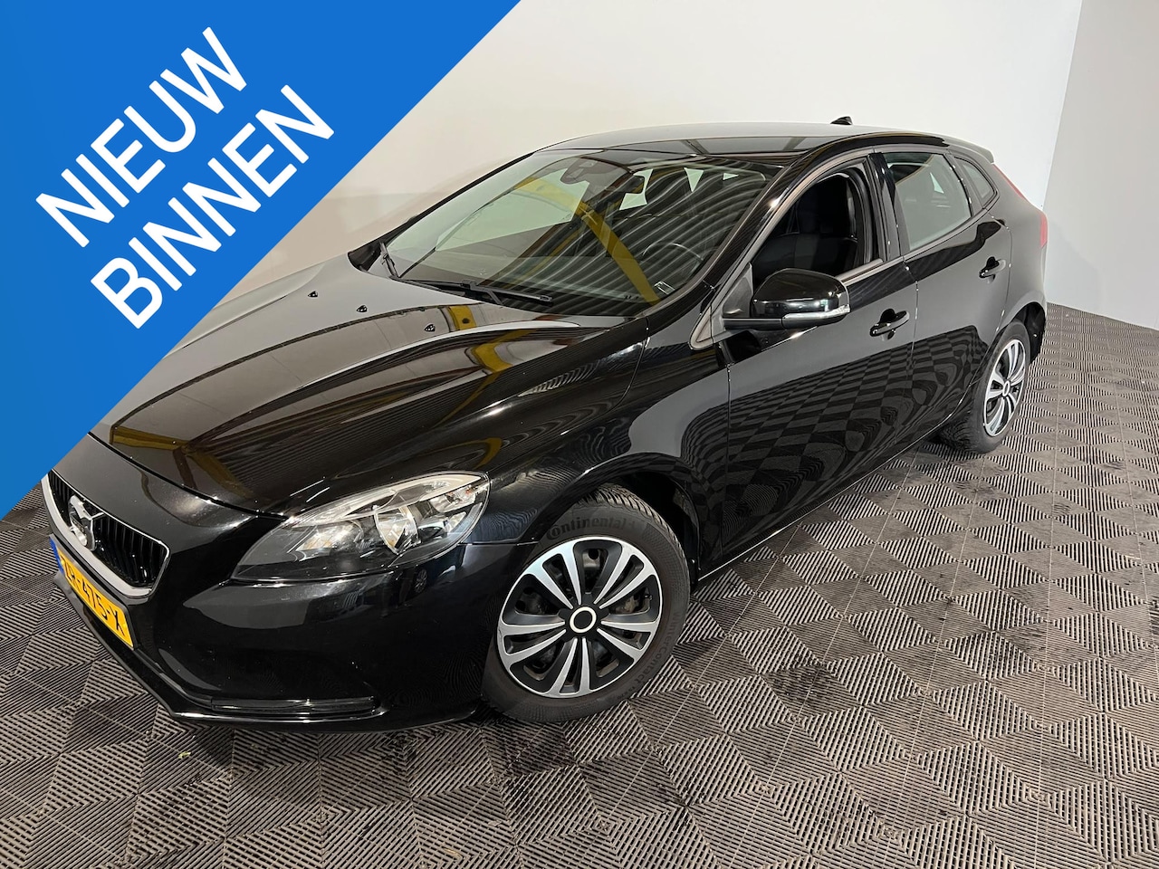 Volvo V40 - 2.0 D2 Inscription 2.0 D2 Inscription - AutoWereld.nl