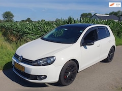 Volkswagen Golf - 2.0 TDI Highline CARPLAY NAVI PSENSOR CRUISE 2 X SLEUTELS