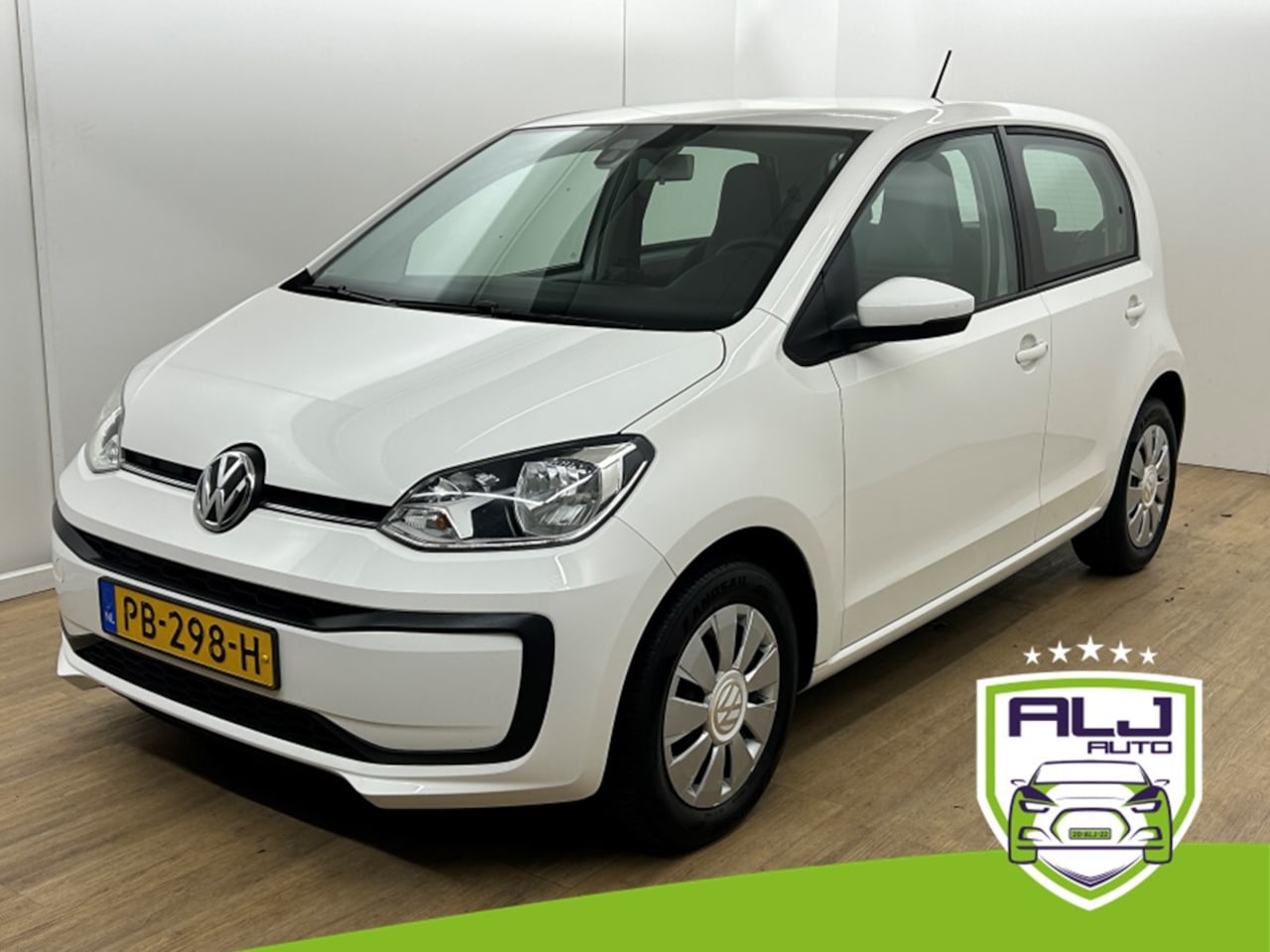 Volkswagen Up! - Occasion 1.0 BMT move up! | Wit | Tweedehands Volkswagen Up | Airco | Bluetooth - AutoWereld.nl