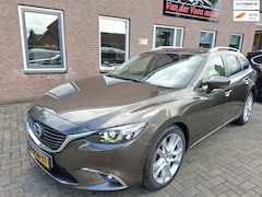 Mazda 6 Sportbreak - 2.0 SkyActiv-G 165 Skylease GT Limited. Dealer onderhouden, zeer netjes en luxe, o.a. came