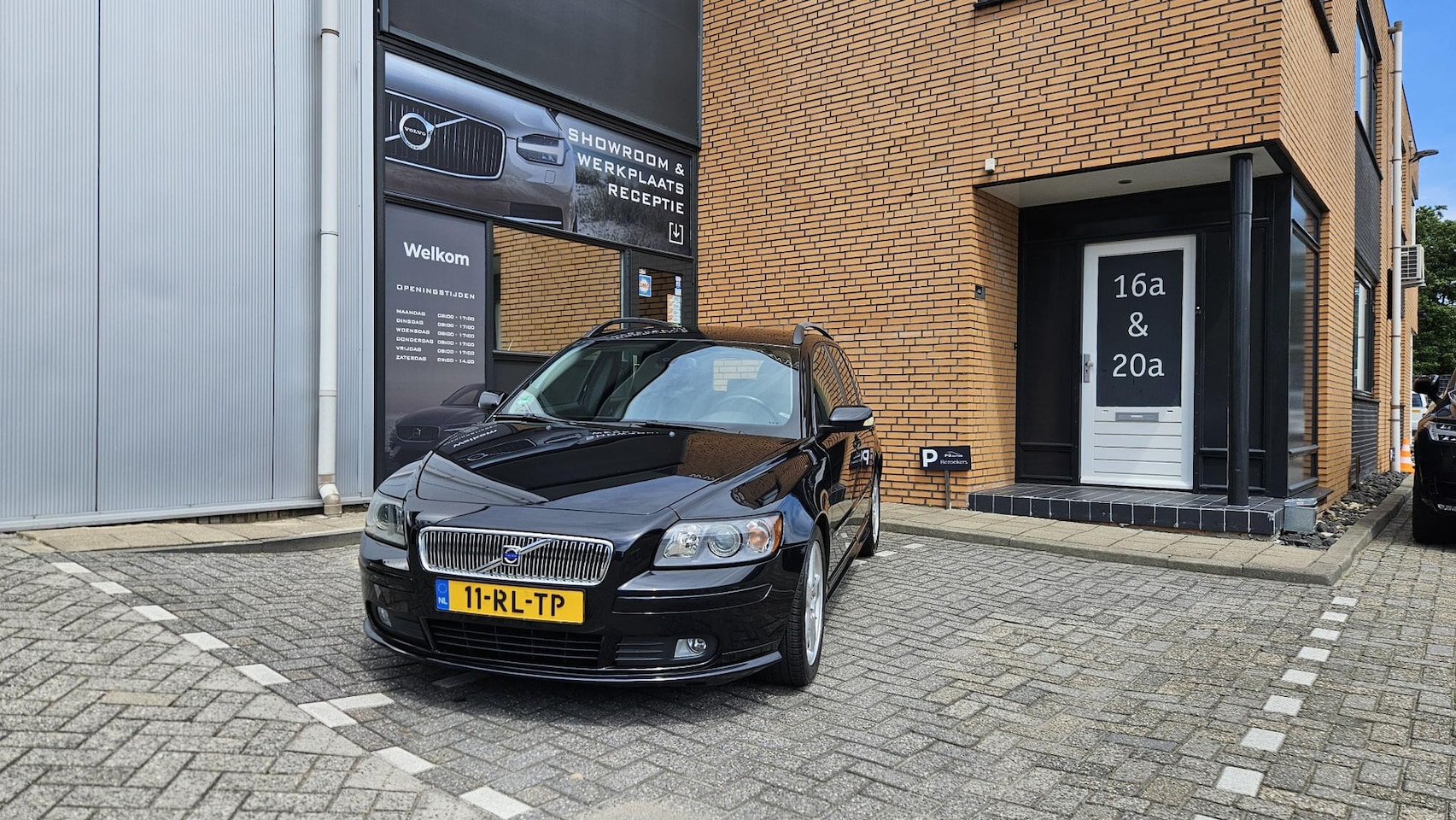 Volvo V50 - 2.4i Momentum van 1ste eigenaar - AutoWereld.nl