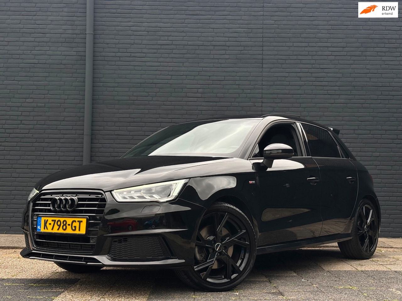 Audi A1 Sportback - 1.8 TFSI | 3x S-Line | Pano | Matrix | Stoelverwarming - AutoWereld.nl