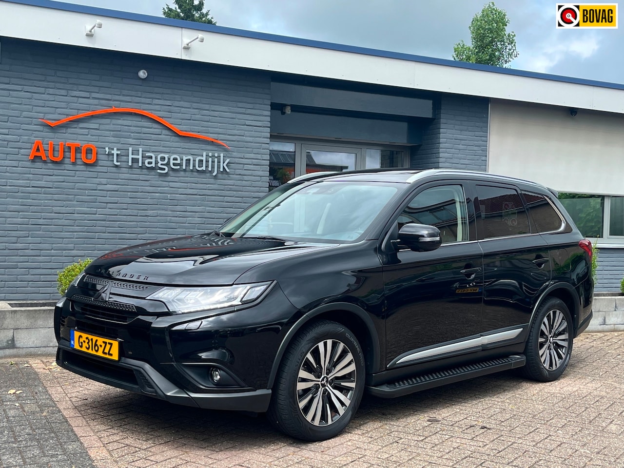 Mitsubishi Outlander - 2.0 150pk pano trekh 7p GARANTIE NL-auto - AutoWereld.nl