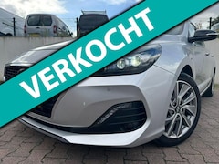 Hyundai i30 Fastback - 1.0 T-GDI Premium/CARPLAY/CRUISE/PDC/CLIMA/CAMERA/TREKHAAK/NAP/